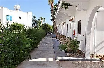 Lysithea Ξενοδοχείο 2*