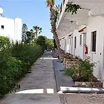 Lysithea Hotel 2*